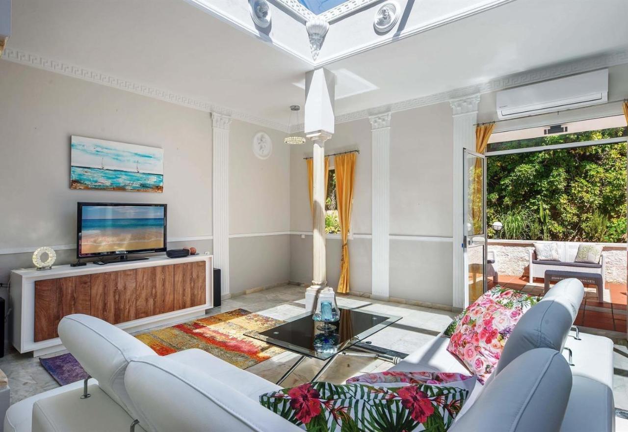 Villa Domus Vesta Μαρμπέλλα Εξωτερικό φωτογραφία